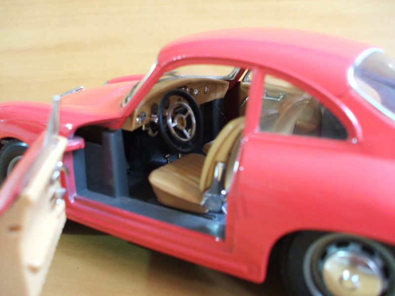 Illustration for article titled PINK PORSCHE 356B 1/18